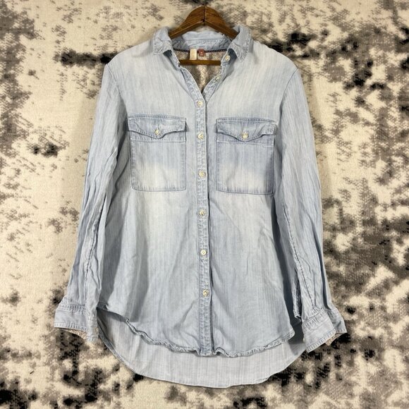 Anthropologie Pilcro Denim Button Up Shirt Womens Size Extra Small Light Wash - Picture 1 of 16
